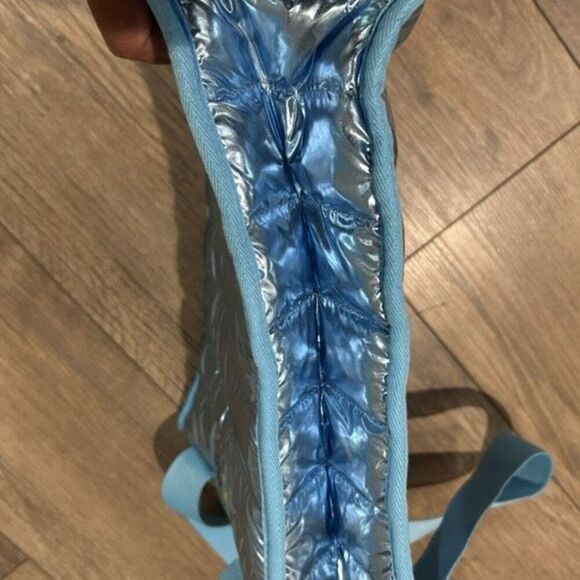 Marc Jacobs Perfect  Plush Travel Bag - Picture 4 of 7